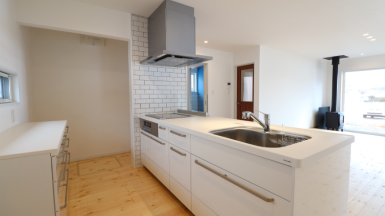 家づくりを検討中の方へ！パントリーについてご紹介！