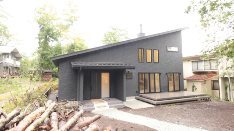 注文住宅へウッドデッキの導入するメリットとは？